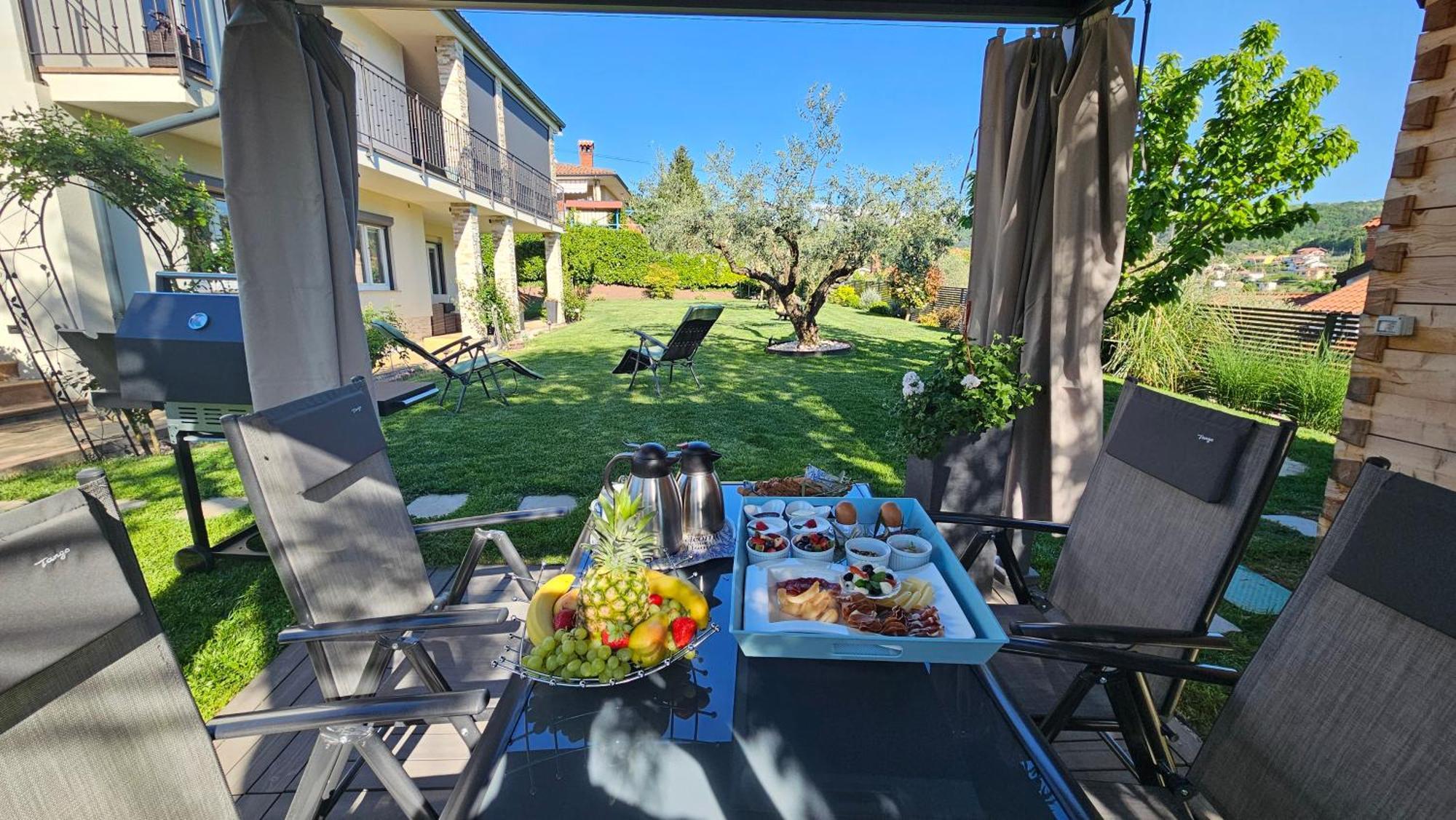 Istrian Lux Residence Capodistria Esterno foto